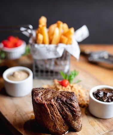 La Vinicola Wine Bar